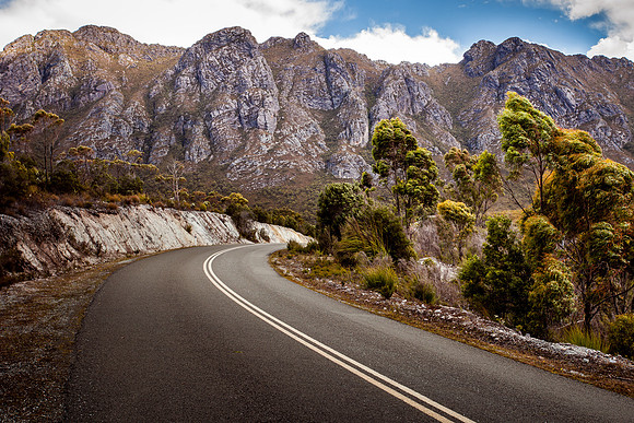 Approaching the Sentinel Range