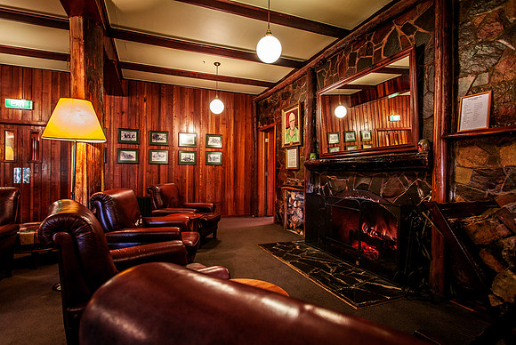 Weindorfer Lounge at the Lodge