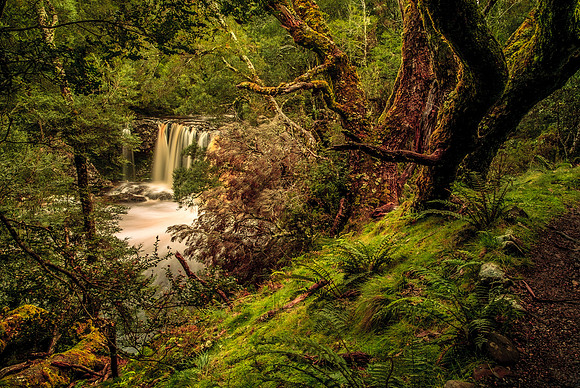 Knyvet Falls